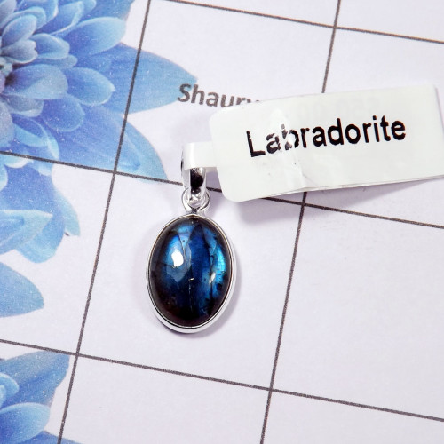 Labradorite Pendant D - BPS820-10x14mm Oval Labradorite Cab 925 Sterling Silver Bezel Set Wholesale Pendant