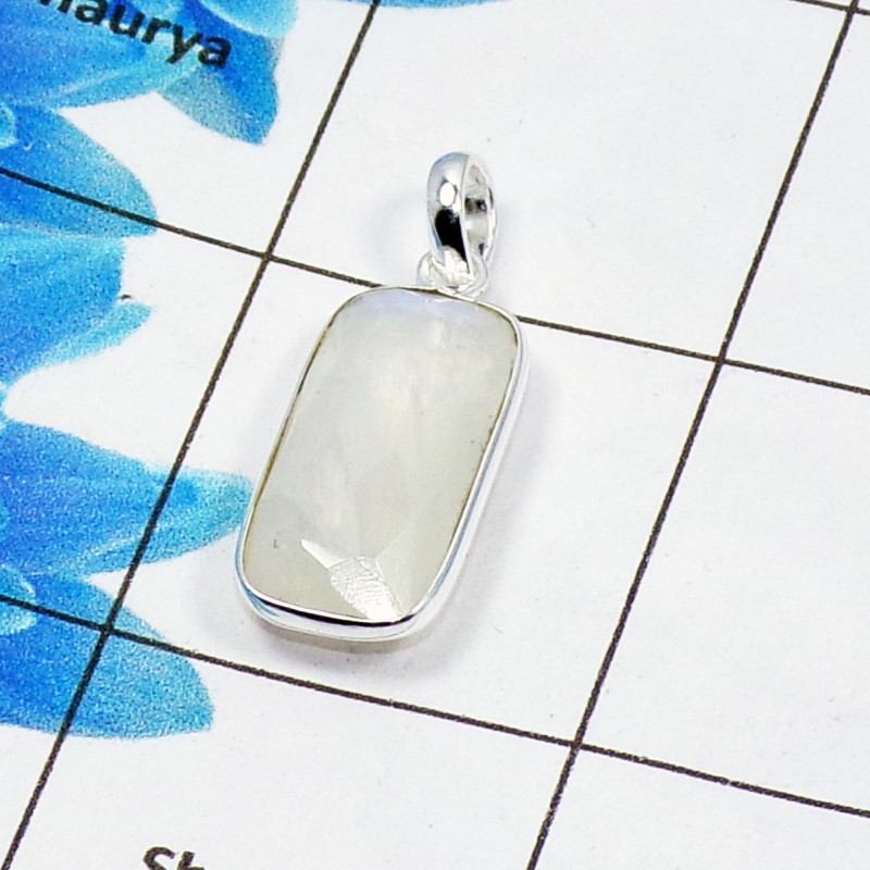 Rainbow Moonstone I - BPS986-Wholesale Bejal Pendant 925 Silver with Checker Cut Gemstone