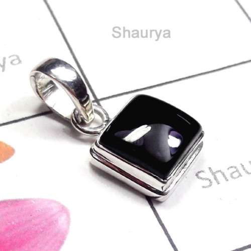 Black Onyx C - ISP968-Black Onyx Cab Gemstone Beautiful Pendant