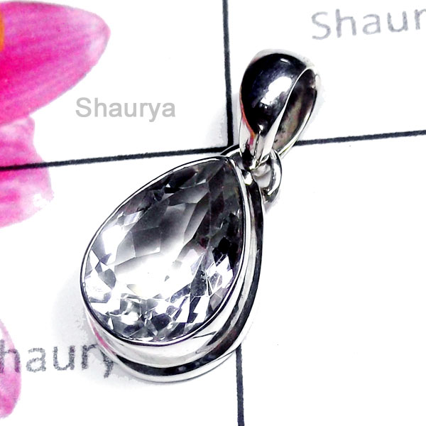 Crystal Quartz E - ISP969-Crystal Quartz Gemstone Elegant Pendant Crystal Quartz E - ISP969-Crystal Quartz Gemstone Elegant Pendant