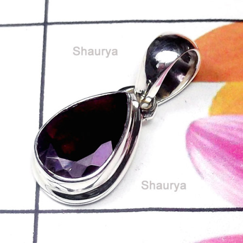 Garnet C - ISP976-Cut Garnet Sterling Silver Pendant