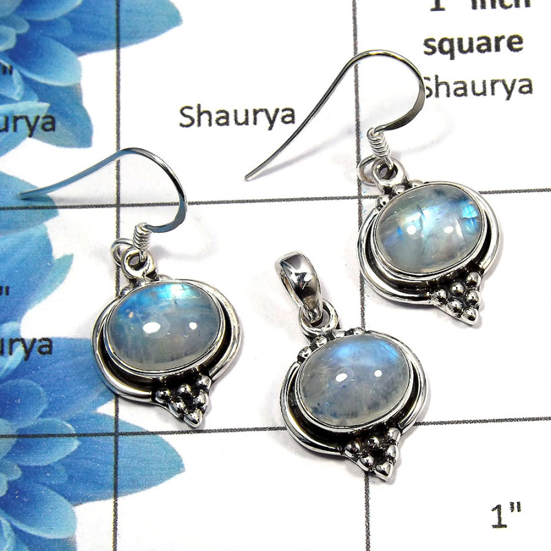 Rainbow Moonstone Cab D - NDS954 - Awesome Natural Blue Fire Rainbow Moonstone Gemstone 925 Sterling Silver Earring Pendant Set Rainbow Moonstone Cab D - NDS954 - Awesome Natural Blue Fire Rainbow Moonstone Gemstone 925 Sterling Silver Earring Pendant Set