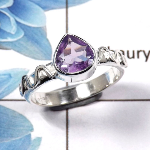 Amethyst Cut A - RBS845 - Natural Purple Amethyst Cut Gemstone 925 Sterling Silver Light Weight Ring