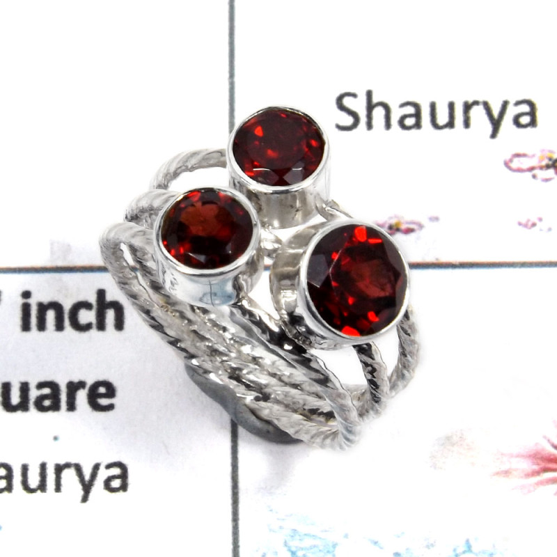 Garnet Cut - C - SDR503 - Indian Factory Made Natural Red Garnet 925 Silver Three Gemstone Designer Ring Garnet Cut - C - SDR503 - Indian Factory Made Natural Red Garnet 925 Silver Three Gemstone Designer Ring
