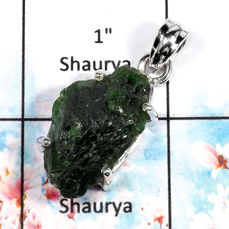 Chrome Diaopside Rough-E SPS885-Amazing Factory Wholesale Rough Gemstone Pendant 925 Sterling Silver Chrome Diaopside Rough-E SPS885-Amazing Factory Wholesale Rough Gemstone Pendant 925 Sterling Silver