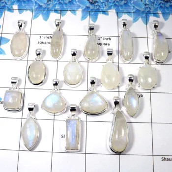 100 Gram Assorted Rainbow Moonstone - W2H974-Assorted Natural Rainbow Moonstone 925 Sterling Silver Wholesale Pendant Lot 13 to 100 Gram Assorted Rainbow Moonstone - W2H974-Assorted Natural Rainbow Moonstone 925 Sterling Silver Wholesale Pendant Lot 13 to