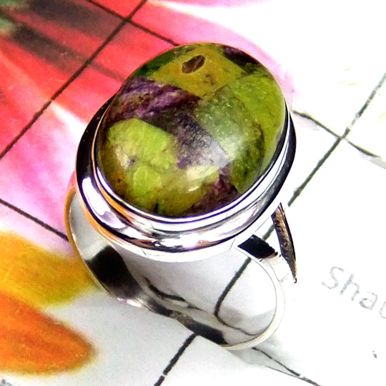 Mohave Stichtite B - MSD995-925 Sterling silver with Mohave stichtite gems Ring Mohave Stichtite B - MSD995-925 Sterling silver with Mohave stichtite gems Ring