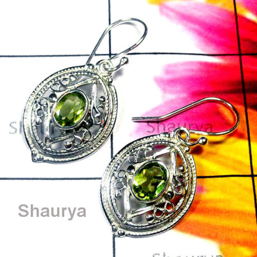 Peridot B - CES993-Sterlings Silver Semiprecious Gemstone Casting Earring Peridot B - CES993-Sterlings Silver Semiprecious Gemstone Casting Earring