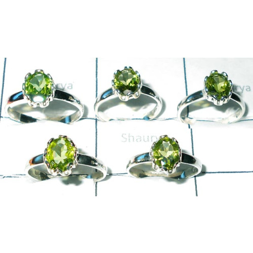 Peridot F - SVP945-925 Sterling silver Garnet cut gems Ring