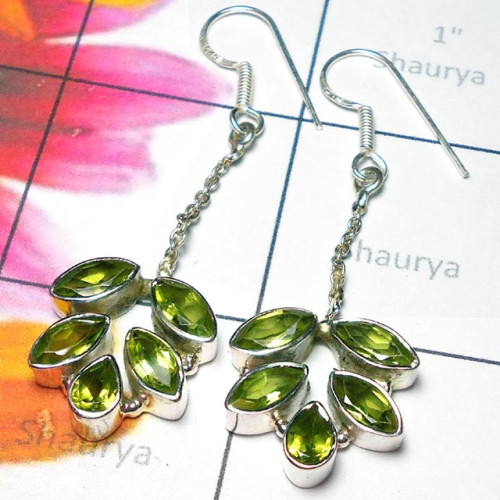 Peridot A - CMJ967- Sterling silver Peridot gems Earrings Peridot A - CMJ967- Sterling silver Peridot gems Earrings