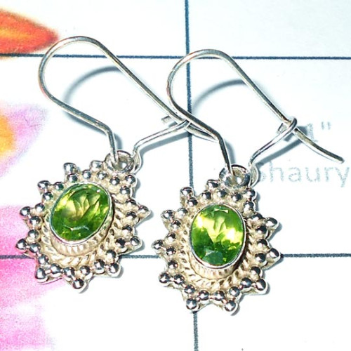 Peridot E - CMJ967- Sterling silver Peridot gems Earrings Peridot E - CMJ967- Sterling silver Peridot gems Earrings