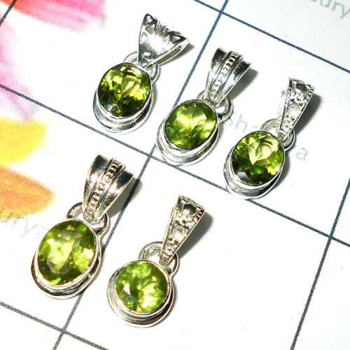 Peridot O - SVP934-Exclusive gems Sterling silver small Pendants Peridot O - SVP934-Exclusive gems Sterling silver small Pendants