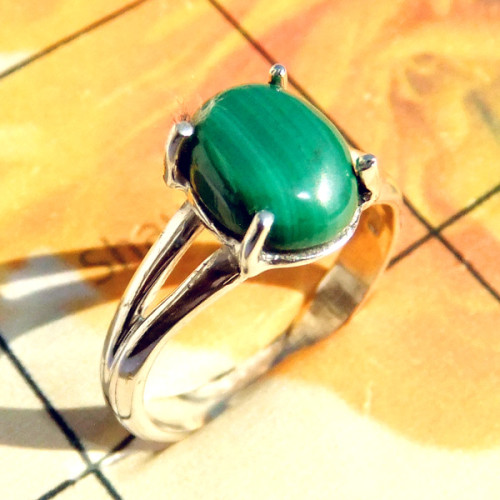 7x9mm Malachite B - RBS995-925 Silver Lightweight Baby Ring Collection