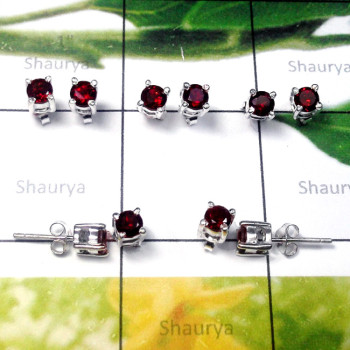 Garnet A - SSE983-5 Pair Lightweight 925 Silver Cut Gemstone Stud Earring
