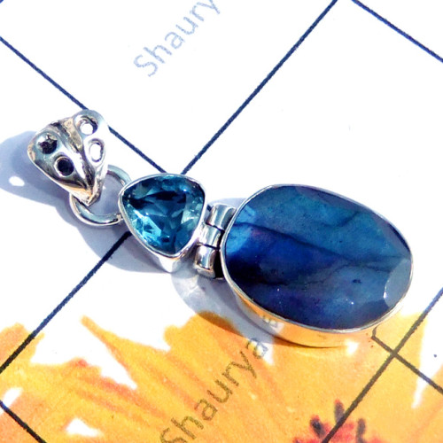 Labradorite E - ISP901-Multi Cut Gemstone 925 Sterling Silver Trendy Pendant