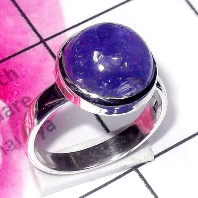 Tanzanite O - TAZ997-Beautiful Tanzanite Cab Made in 925 Silver Plain Ring Tanzanite O - TAZ997-Beautiful Tanzanite Cab Made in 925 Silver Plain Ring