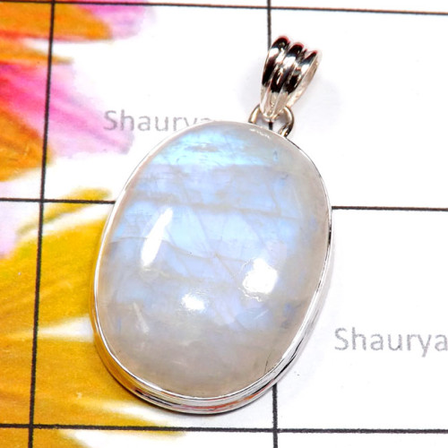 Rainbow Moonstone D - RNB992-925 Plain Silver Rainbow Moonstone Cab Stunning Pendant Rainbow Moonstone D - RNB992-925 Plain Silver Rainbow Moonstone Cab Stunning Pendant