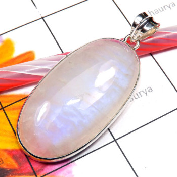 Rainbow Moonstone E - RNB992-925 Plain Silver Rainbow Moonstone Cab Stunning Pendant