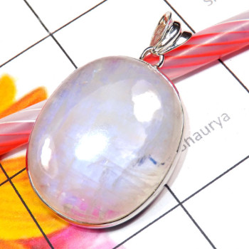 Rainbow Moonstone F - RNB992-925 Plain Silver Rainbow Moonstone Cab Stunning Pendant