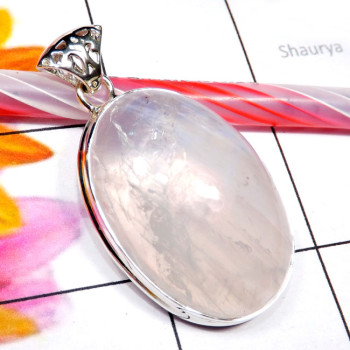 Rainbow moonstone I - RNB992-925 Plain Silver Rainbow Moonstone Cab Stunning Pendant
