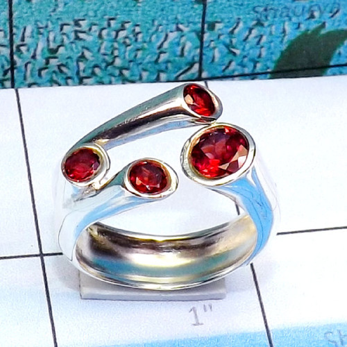 Garnet A - SCR908-925 Sterling Silver Manufacturer Genuine Cut Gemstone Fab Garnet A - SCR908-925 Sterling Silver Manufacturer Genuine Cut Gemstone Fab