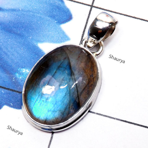Labradorite Cab O - ISP843-925 Sterling Silver with Genuine Cut n Cab Gemstone Plain Labradorite Cab O - ISP843-925 Sterling Silver with Genuine Cut n Cab Gemstone Plain