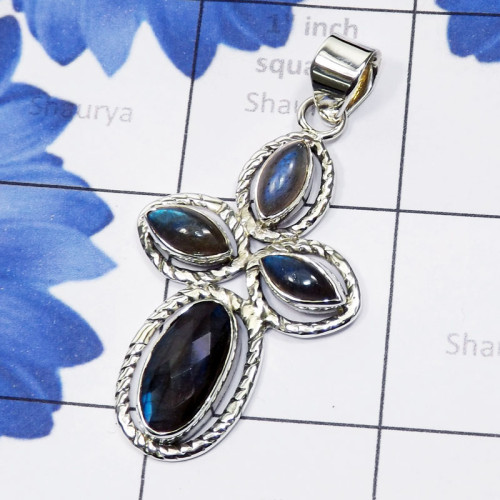 Labradorite Cut n Cab C - SSP933-Semiprecious Cut n Cab Gemstone Made in 925 Silver Wholes Labradorite Cut n Cab C - SSP933-Semiprecious Cut n Cab Gemstone Made in 925 Silver Wholes