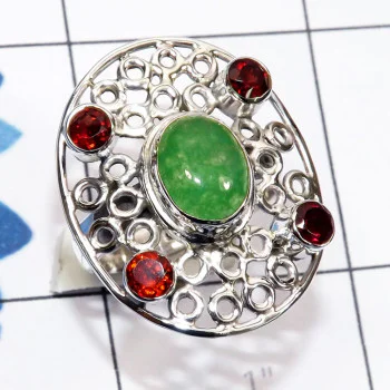 Canadian Green Jade, Garnet O - SDR777-Canadian Green Jade, Ethiopian Opal, Blue Topaz, Tanzanit Canadian Green Jade, Garnet O - SDR777-Canadian Green Jade, Ethiopian Opal, Blue Topaz, Tanzanit