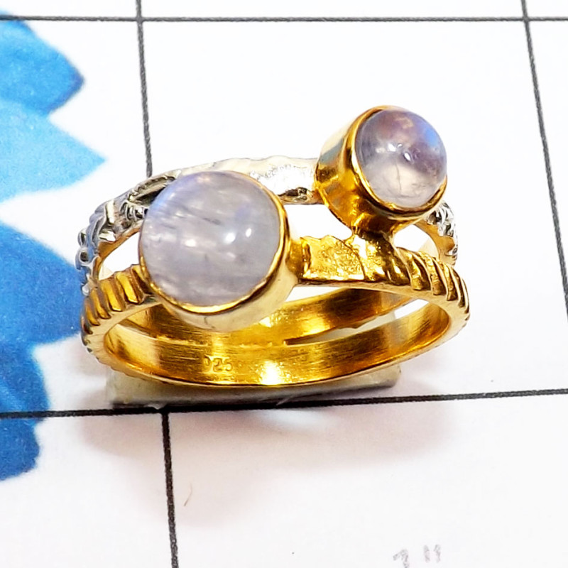 Rainbow Moonstone Cab O - STR943-Gold Rhodium Plated 925 Sterling Silver Semiprecious Gems Rainbow Moonstone Cab O - STR943-Gold Rhodium Plated 925 Sterling Silver Semiprecious Gems