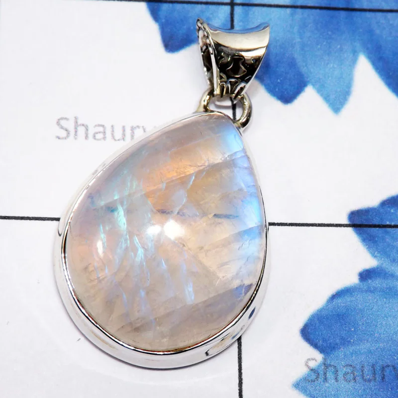 Rainbow Moonstone Cab F - ISP825-Cabochon Rainbow Moonstone Made in 925 Sterling Silver Ha Rainbow Moonstone Cab F - ISP825-Cabochon Rainbow Moonstone Made in 925 Sterling Silver Ha