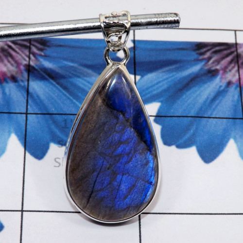 Labradorite Cab G - ISP817-925 Wholesale Silver India Labradorite Pendant Labradorite Cab G - ISP817-925 Wholesale Silver India Labradorite Pendant