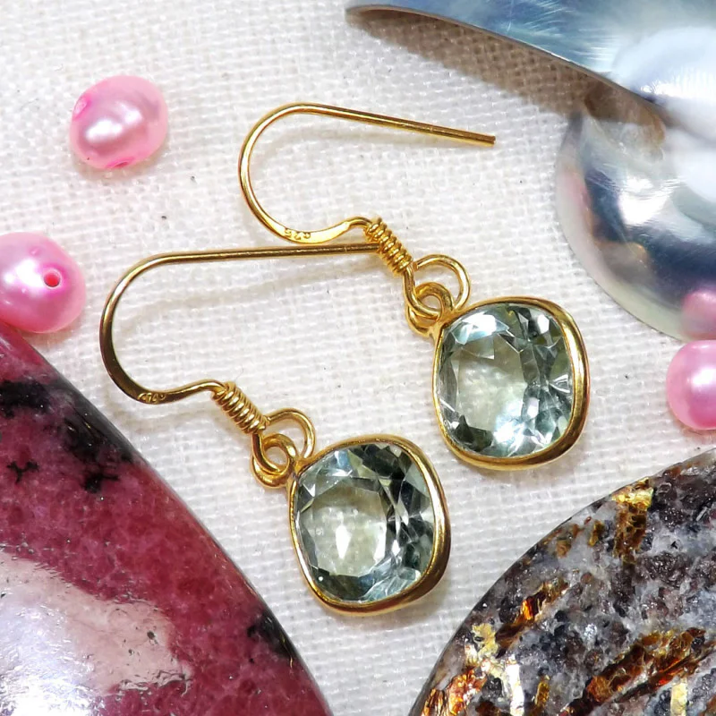 Green Amethyst Cut O - BGE991-10MM Cushion Wonderful Earrings Made In Indian Factory of Green Amethyst Cut O - BGE991-10MM Cushion Wonderful Earrings Made In Indian Factory of