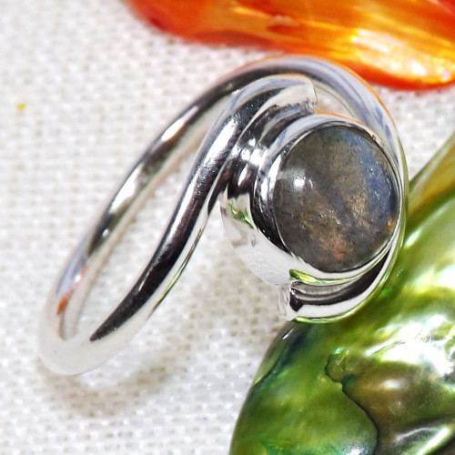 Labradorite Cab D - BDR995-7x7MM Round Geniune Gemstones Indian Factory Made Rings W