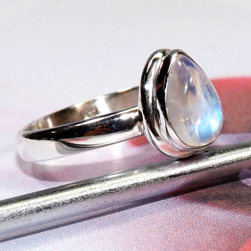 Rainbow Moonstone B - BDR990-6X9 To 7x10mm Pan Shape Natural Gemstones Rings With 925