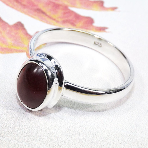 Garnet Cab G - BDR986-925 Sterling Silver 9x7MM Oval Shape Rings Made In Indian Garnet Cab G - BDR986-925 Sterling Silver 9x7MM Oval Shape Rings Made In Indian