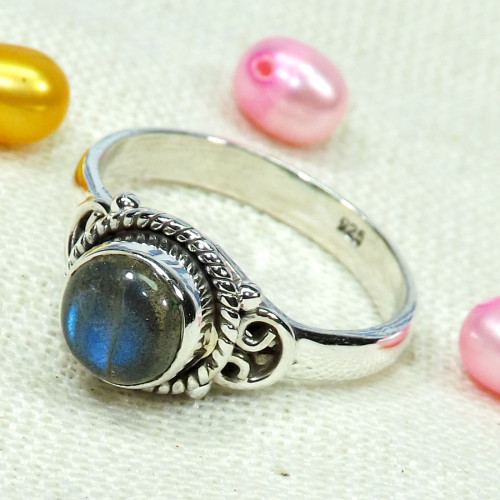 Labradorite Cab E - BDR985-7X7MM Round Lovely Designed Rings of 925 Sterling Silver