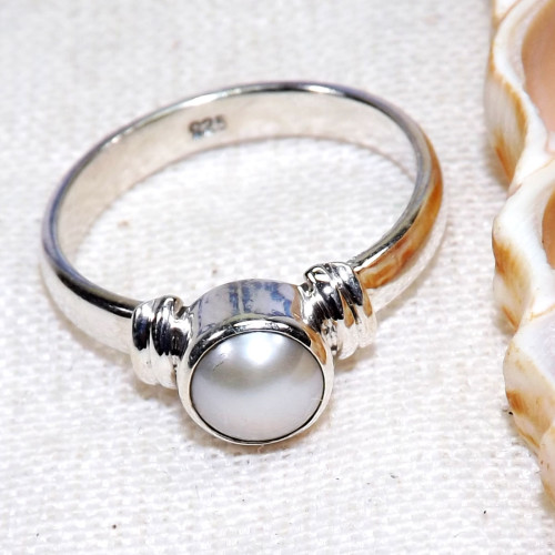 Pearl cab A - BDR970-925 Sterling Silver 6mm Round Lovely Rings