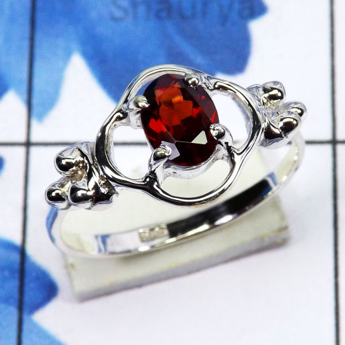 Garnet Cut B - SCR885-Beautiful Casting Rings of 925 Sterling Silver & Natural Garnet Cut B - SCR885-Beautiful Casting Rings of 925 Sterling Silver & Natural