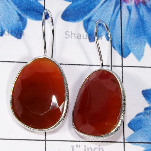 Red onyx F - BZE850-Rainbow Moonstone 925 Sterling Silver Bezel Set Earring Red onyx F - BZE850-Rainbow Moonstone 925 Sterling Silver Bezel Set Earring