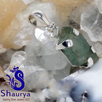 AQUAMARINE ROUGH B - AQR996-NATURAL AQUAMARINE ROUGH GEMSTONE BEAUTIFUL PENDANTS WITH