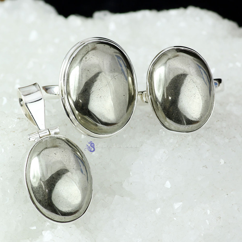PYRITE CAB O - DOM983- NEW PYRITE CAB GEMSTONE TWO RINGS ONE PENDANT SET WITH 9 PYRITE CAB O - DOM983- NEW PYRITE CAB GEMSTONE TWO RINGS ONE PENDANT SET WITH 9