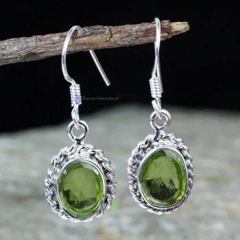 PERIDOT C - XSE955- ULTIMATE NEW DESIGNER EARRINGS WITH NATURAL GEMSTONE 925