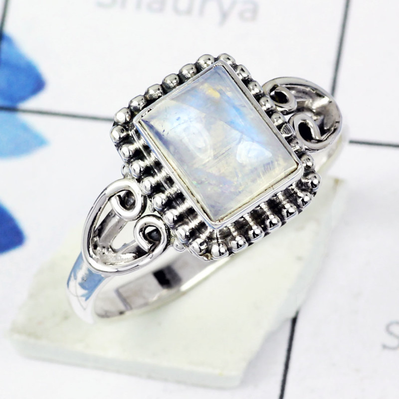 RAINBOW MOONSTONE O - BDR956- EXCLUSIVE NEW COLLECTION OF RAINBOW MOONSTONE RINGS MADE RAINBOW MOONSTONE O - BDR956- EXCLUSIVE NEW COLLECTION OF RAINBOW MOONSTONE RINGS MADE