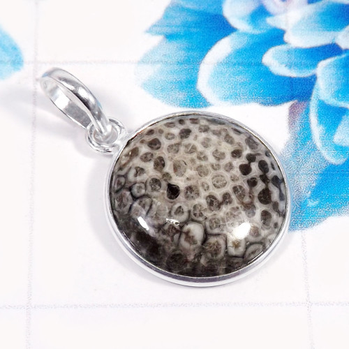 Black Coral A - BPS954-Trendy Black Coral  925 Sterling Silver  Plain Bezel Pend