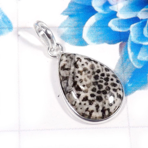 Black Coral O - BPS954-Trendy Black Coral  925 Sterling Silver  Plain Bezel Pend