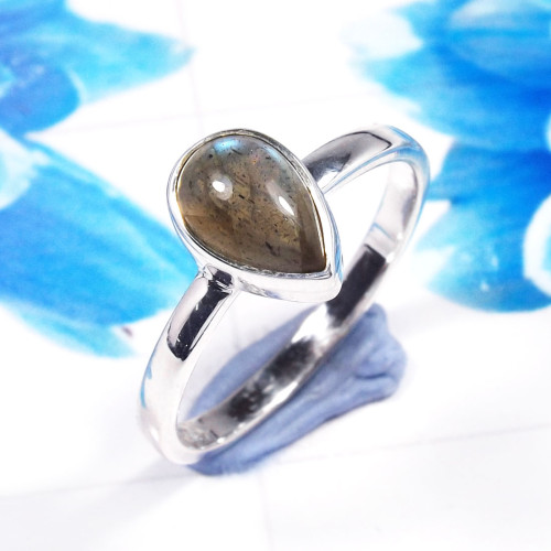 Labradorite Cab B - RSS927-925 Sterling Silver Dazzling Company Made Party Wear Ring Labradorite Cab B - RSS927-925 Sterling Silver Dazzling Company Made Party Wear Ring