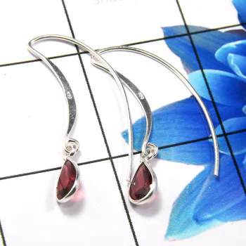 Garnet C - BZE795-Fabulous Preety Design 925 Sterling Silver Bezel Earrings Garnet C - BZE795-Fabulous Preety Design 925 Sterling Silver Bezel Earrings