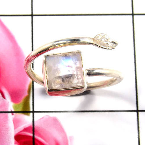 Rainbow Moonstone E - RSS913-Beautiful 925 Sterling Silver Preety Look Rings Wholesale