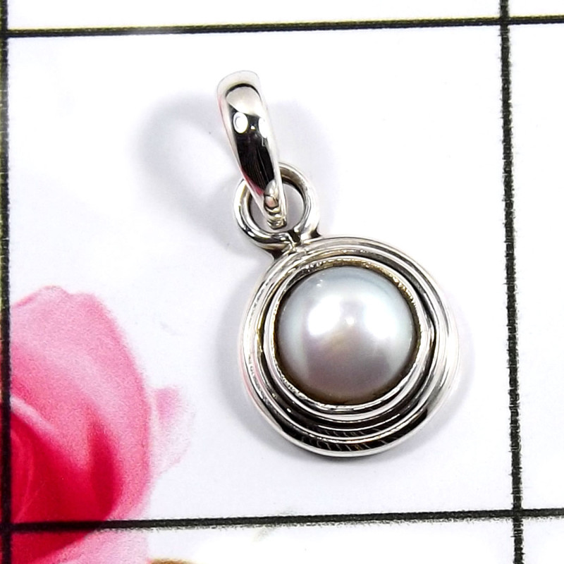 Blue Chalcedony H - SD647-Lovely Part Look Designer Pendants 925 Sterling Silver Who