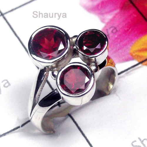 Garnet E - SDR988-Designer Ring with Exclusive Silver and Gemstone